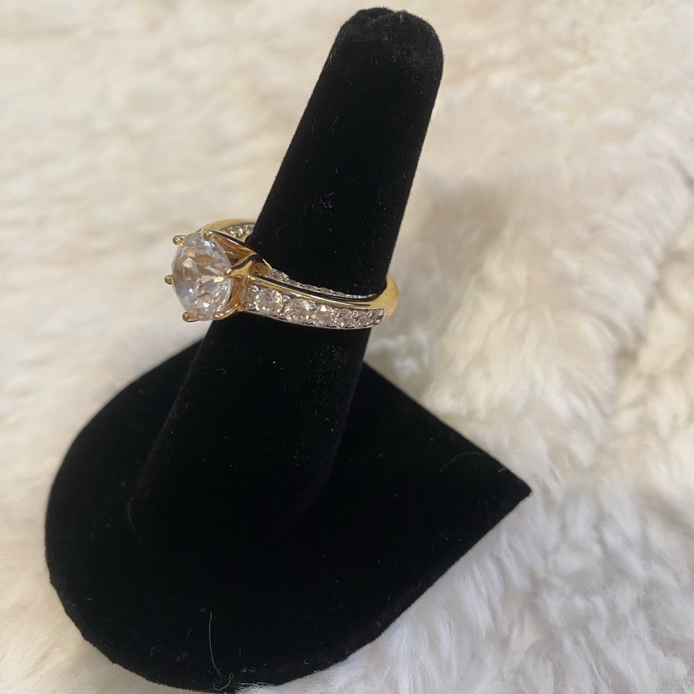 Remy Rotenier for Bella Luce “Tulip” ring - Picture 7 of 8